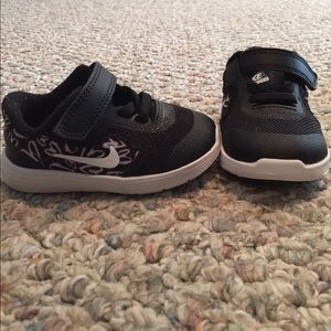 Toddler girl Nike shoes