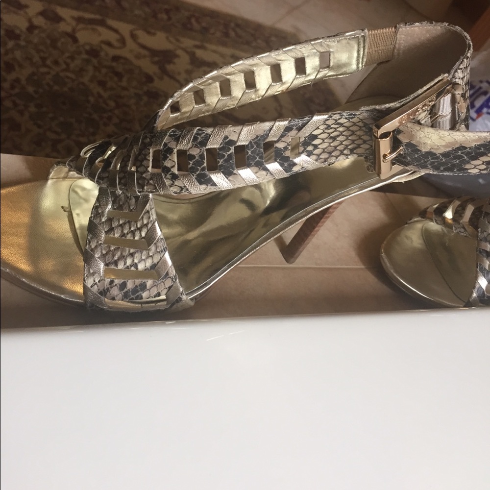 Guess heels