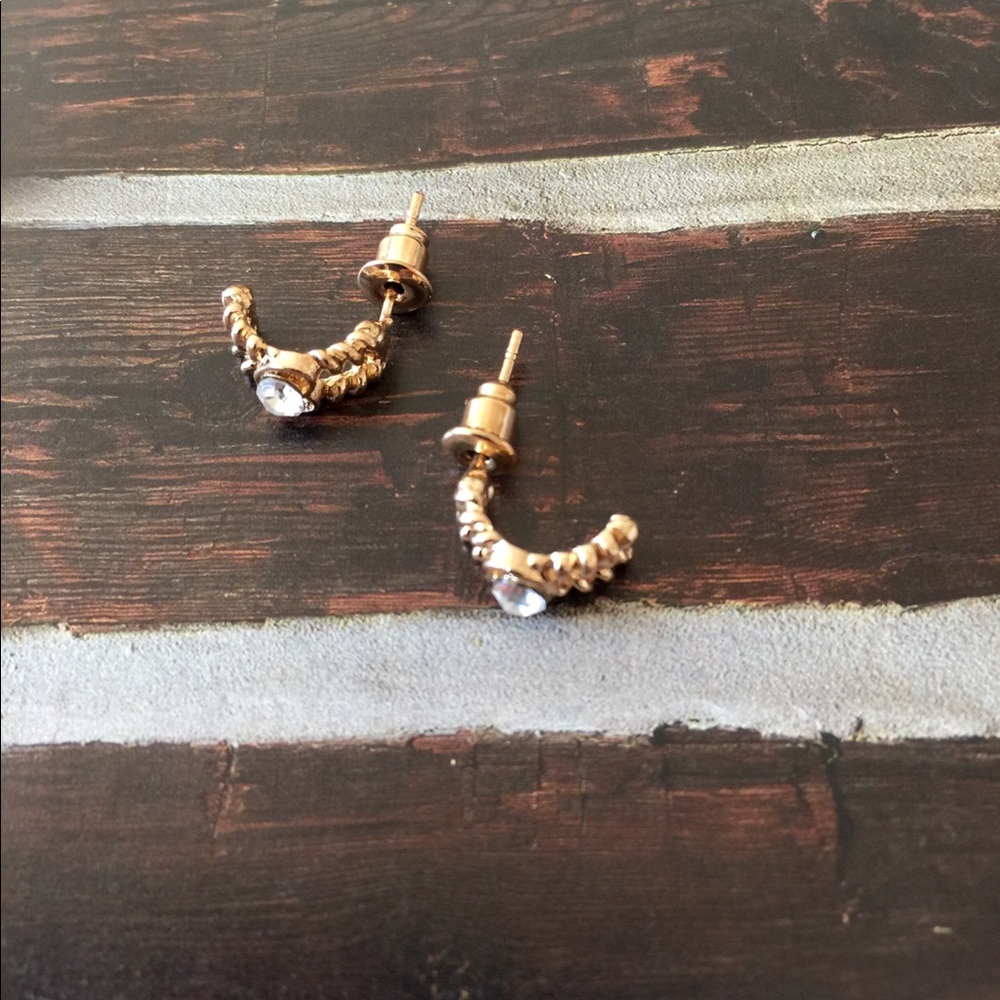 ❗️SOLD LOFT Braided Cuff Earrings - Picture 2 of 2