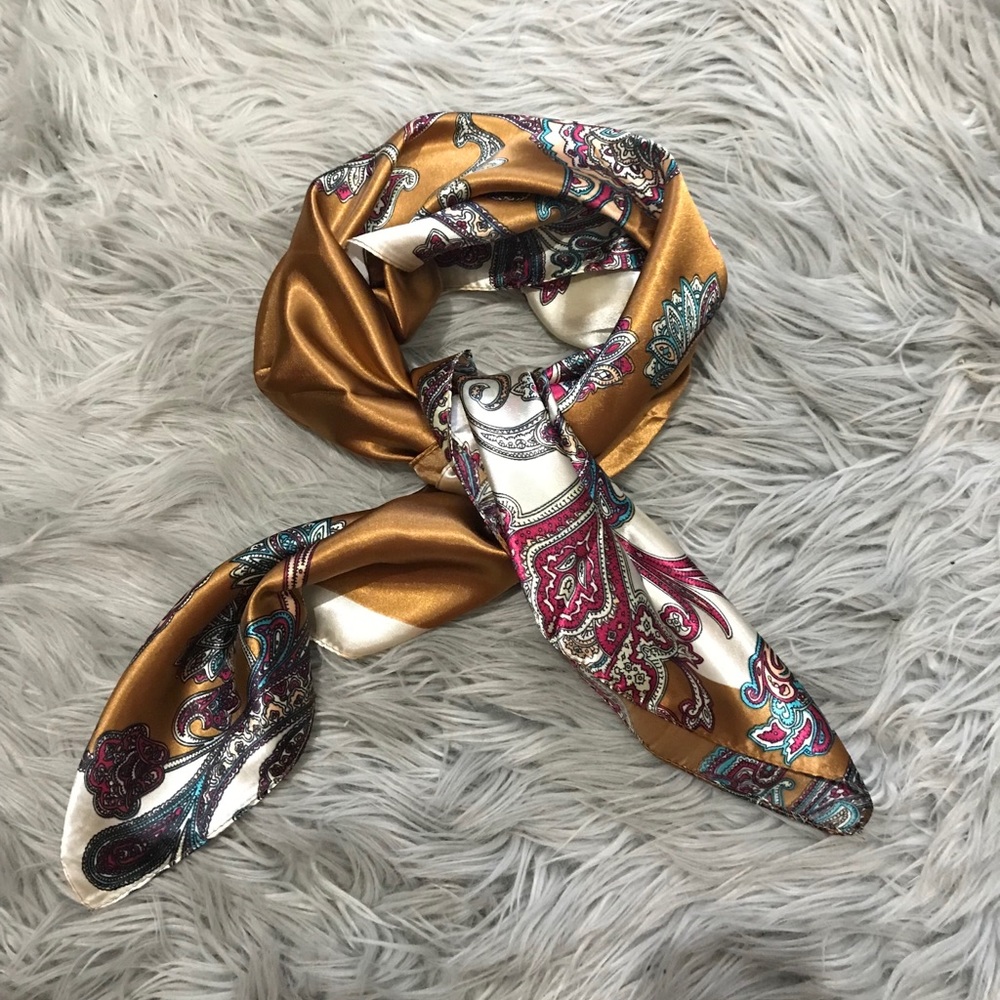 silk scarf size 33x33