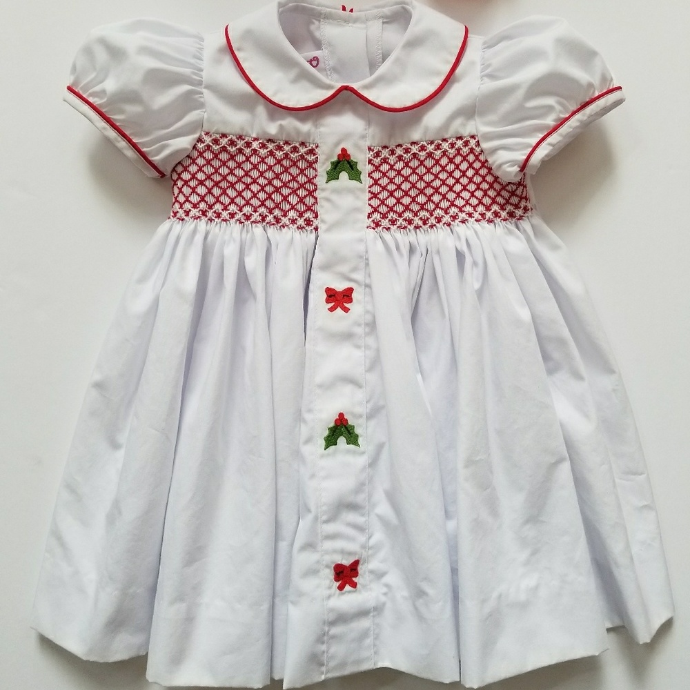 Posh Pickle NWOT Smocked Dress