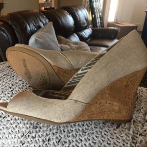 Open-Toe Wedges *never worn!*