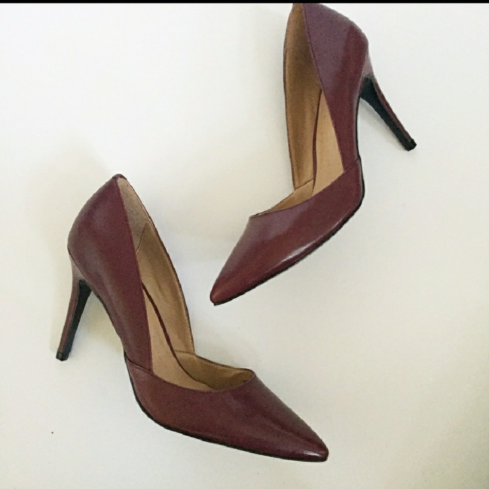 Banana republic burgandy heels size 8m