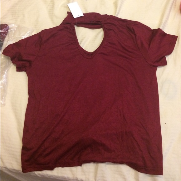 Crop Top - Picture 2 of 3