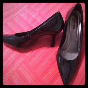 Pointed toe predictions comfortplus business heels