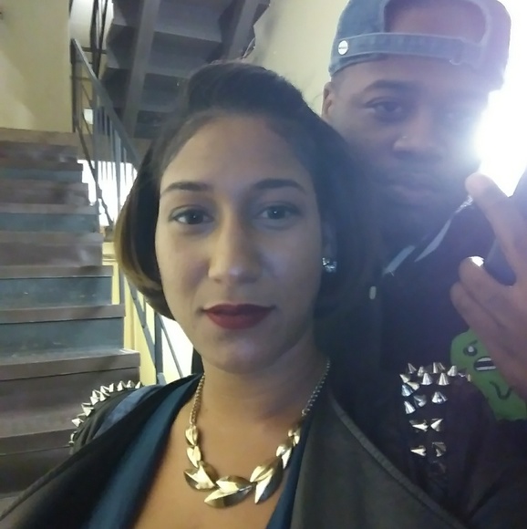 Meet your Posher, James - Picture 2 of 7