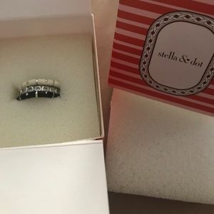 Stella & dot stackable rings. Size 8.