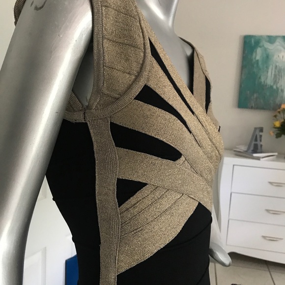 WowCouture Sm fitted Black & Metallic Gold Dress! - Picture 6 of 8