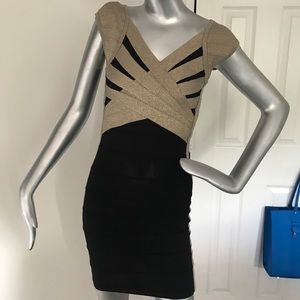 WowCouture Sm fitted Black & Metallic Gold Dress!
