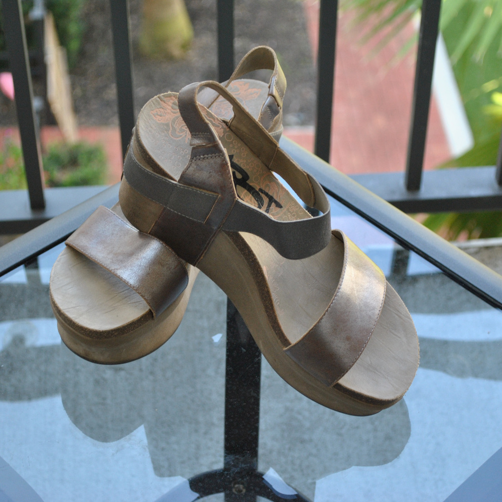 OTBT Bushnell Sandal, Barely Worn, Size 9.5