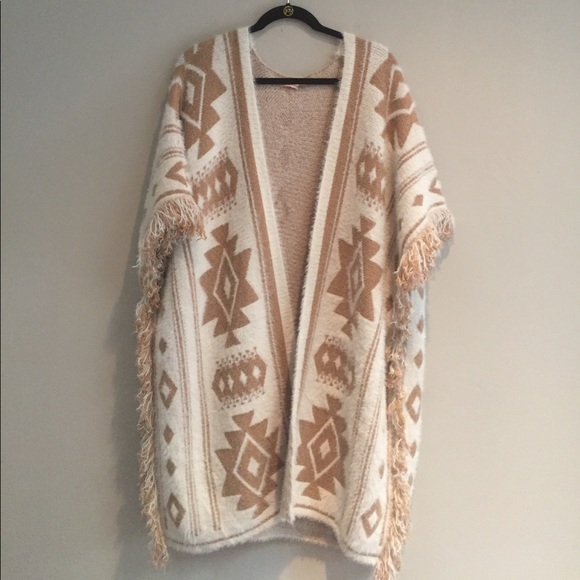 LAST 1: Ivory & Camel Soft Knit Sweater Cardigan - Picture 3 of 4