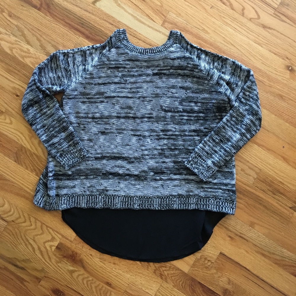 10/12 cold shoulder sweater