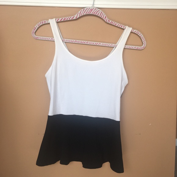 3️⃣ Express Items XS - Picture 4 of 6