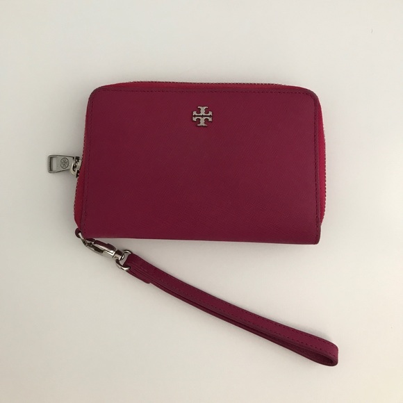 Tory Burch Handbags - Tory Burch Pink Robinson Zip Continental Wallet Tory Burch Handbags - Tory Burch Pink Robinson Zip Continental Wallet