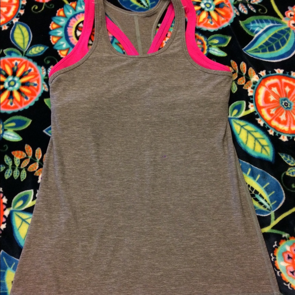 Lululemon tanktop
