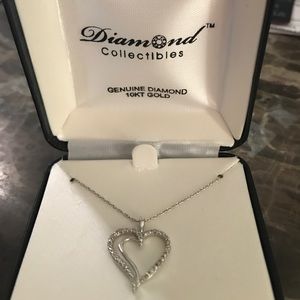 White gold diamond heart necklace