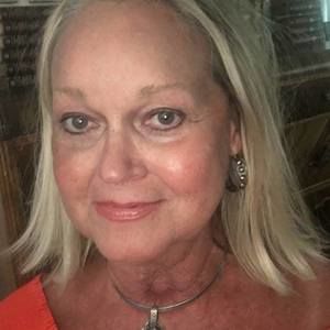 Meet your Posher, Candace