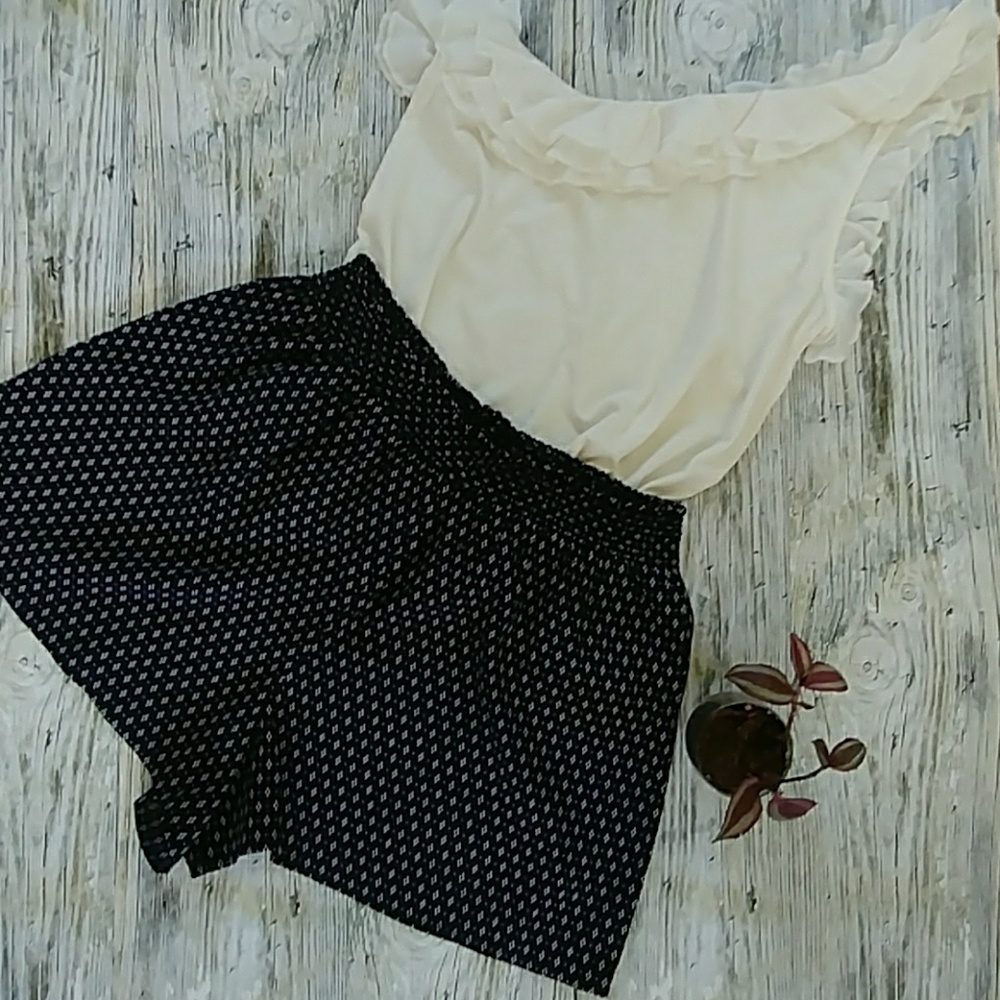 F21 loose flowy shorts