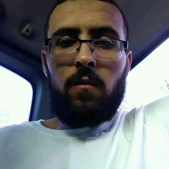 Meet your Posher, Sergio - Picture 1 of 1