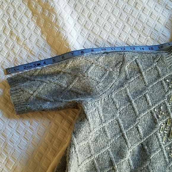 Limited gray embellished short sleeve sweater - Picture 4 of 7