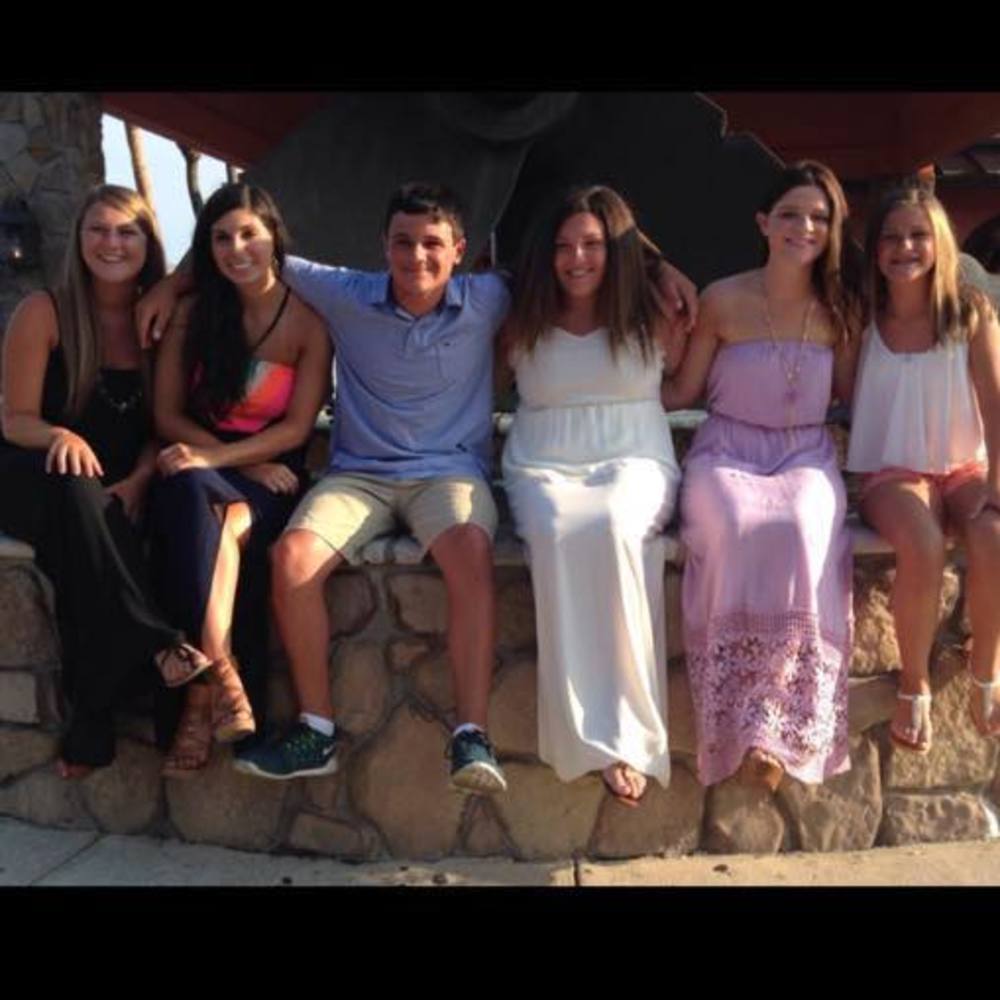 Meet your Posher, Lauren