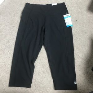 NWT Marika workout capris