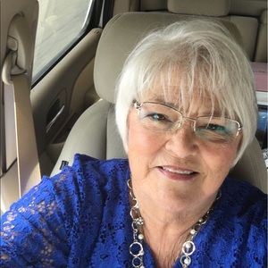 Meet your Posher, Joy