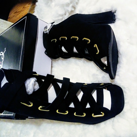 New!!! Open toe boots - Picture 3 of 4