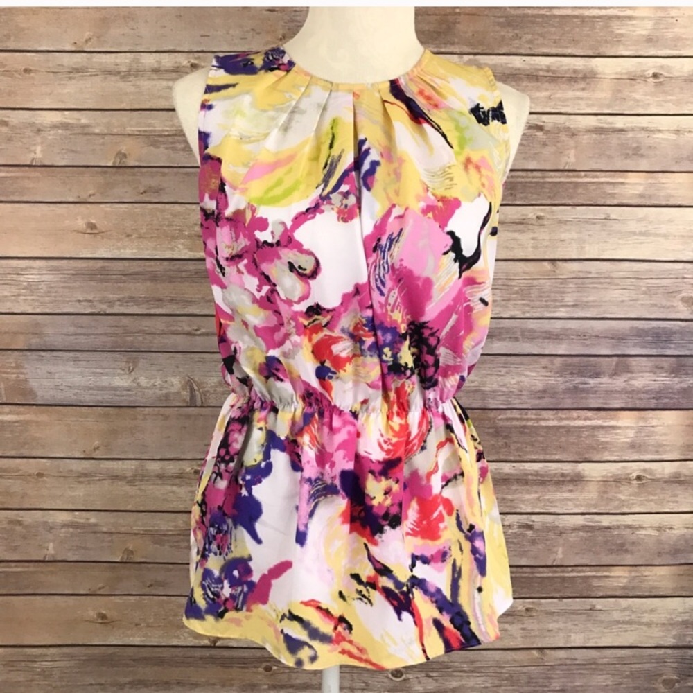 Sleeveless print blouse