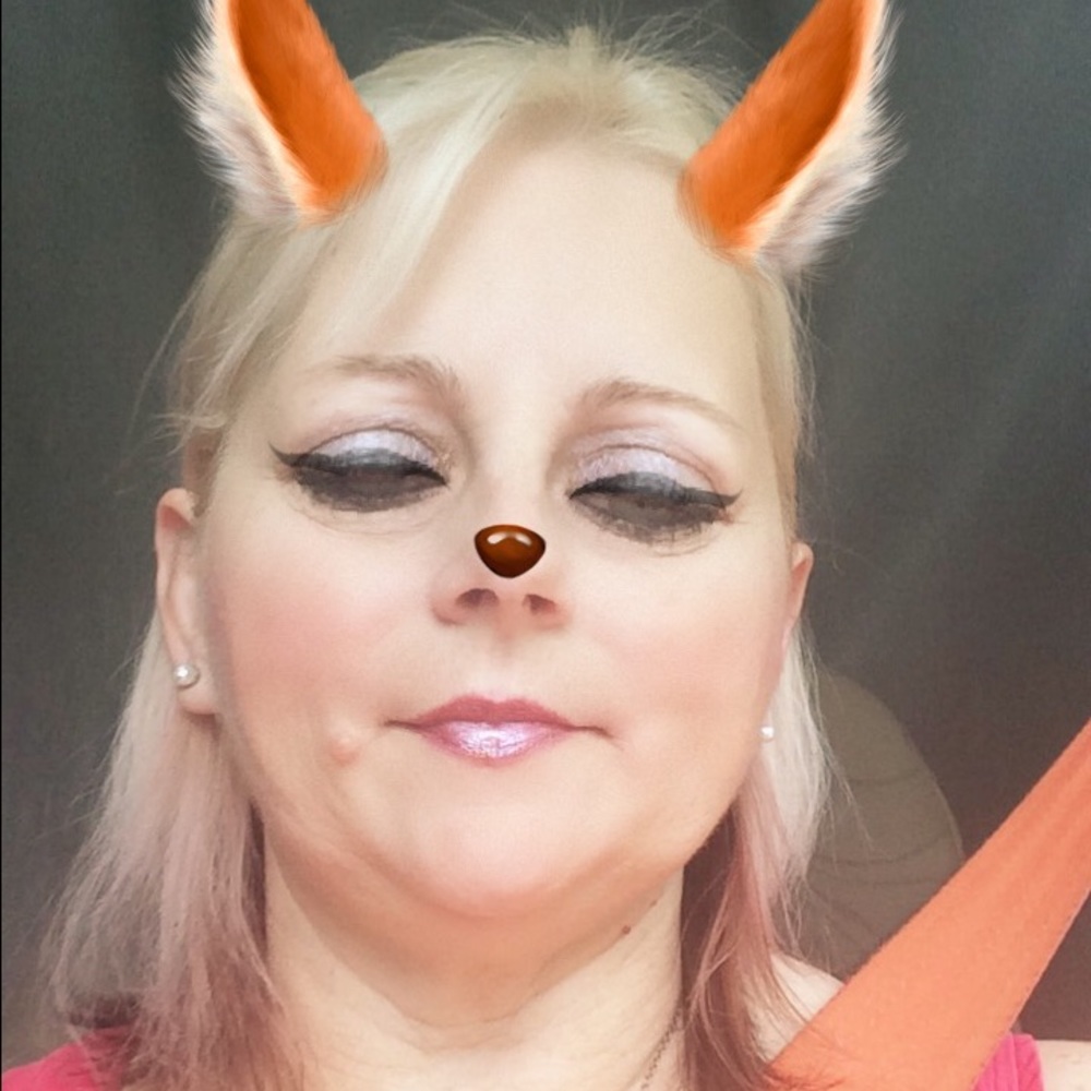 Meet your Posher, Linda