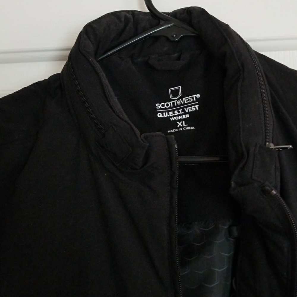 Scotte Vest
