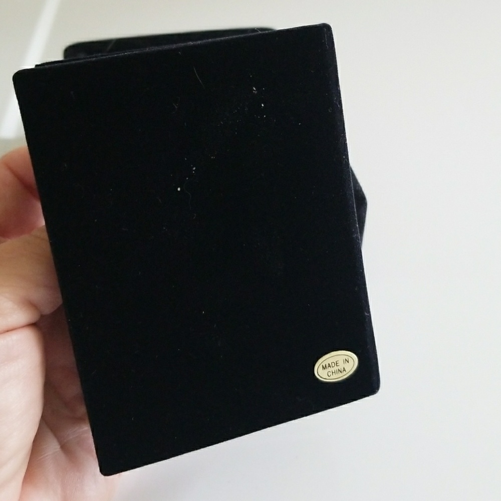 Mini Album - Picture 3 of 4