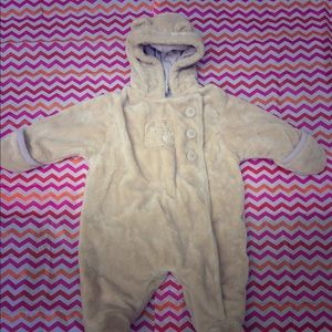 Classic fuzzy pooh bear suit. 🐻🍯