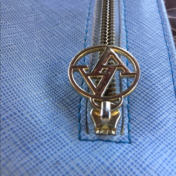 Adrienne Vittadini studio wallet - Picture 6 of 7