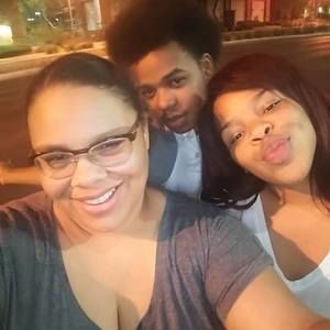 Meet your Posher, Latacha