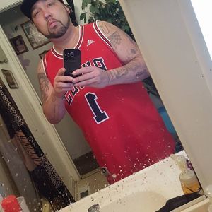 Meet your Posher, Larry