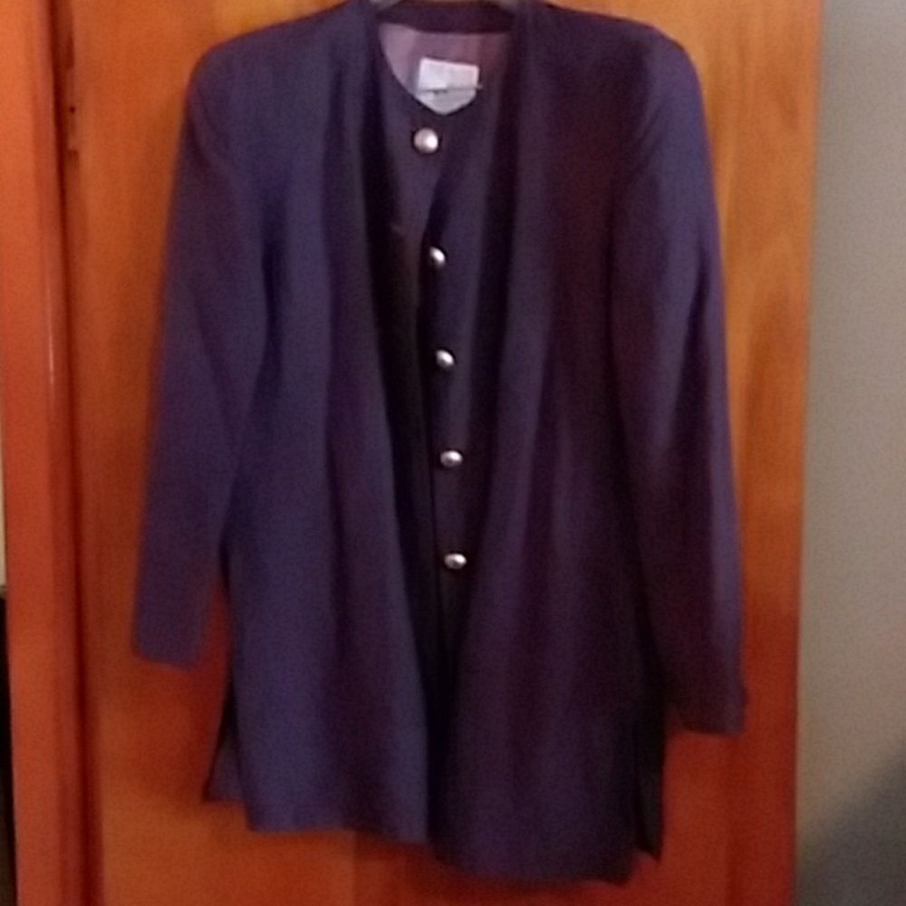 Mondi Set.  JACKET AND SKIRT.