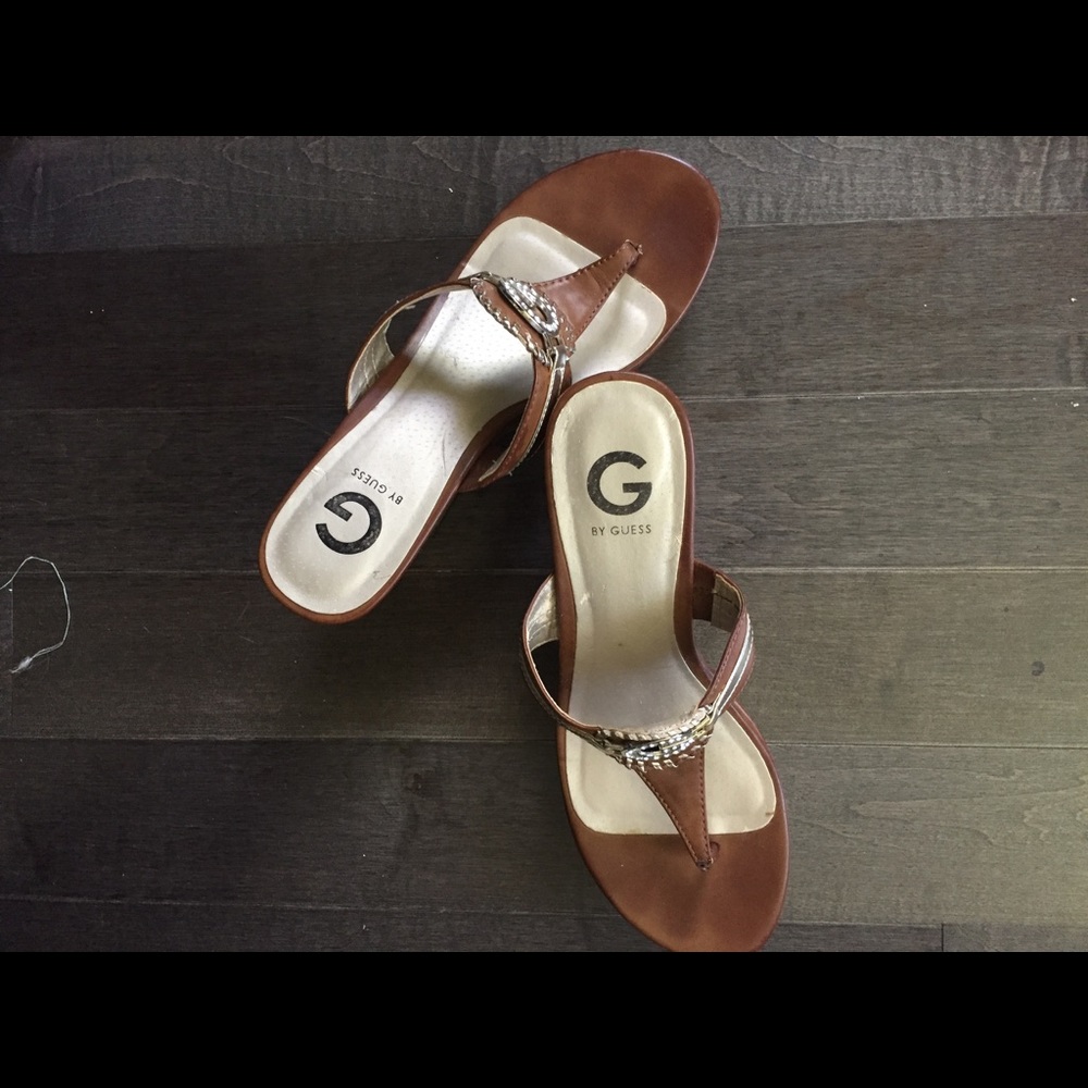 Guess platform 🧀 wedges - Picture 6 of 7