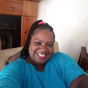 Meet your Posher, Pamela