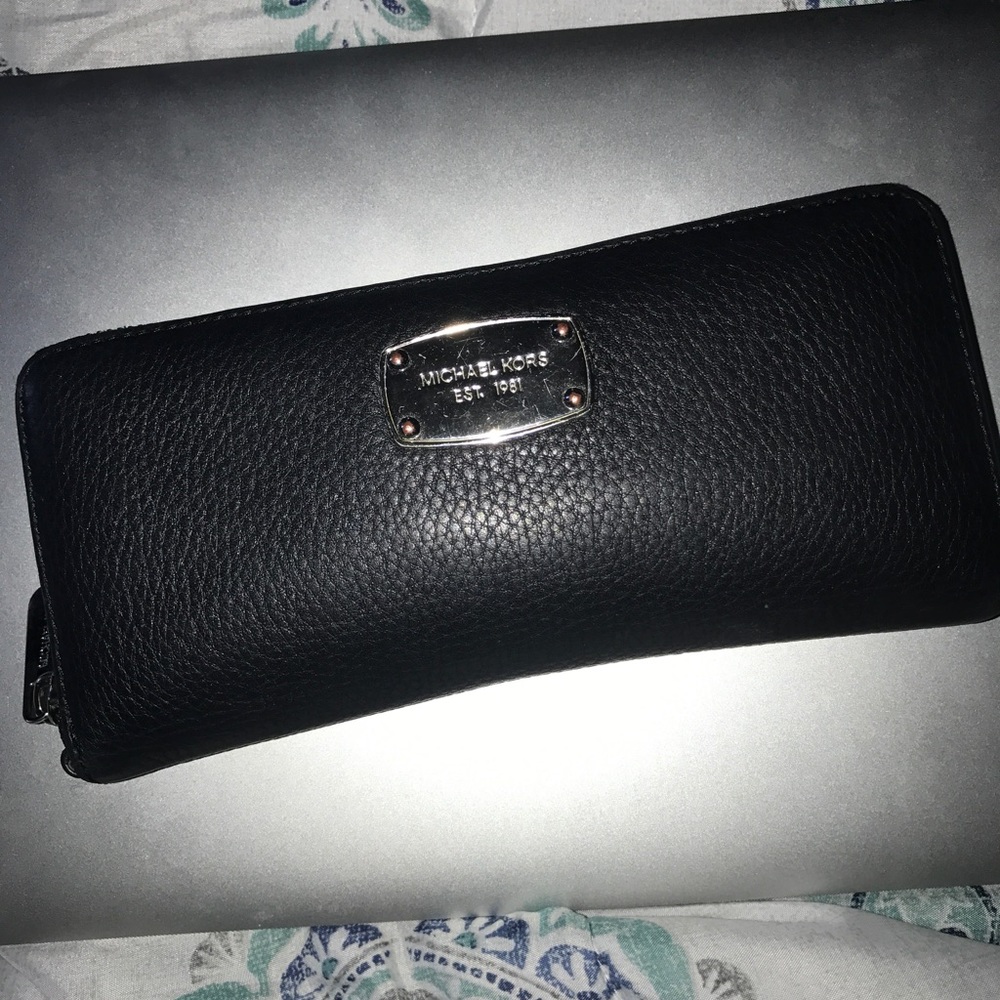 Michael Kors wallet