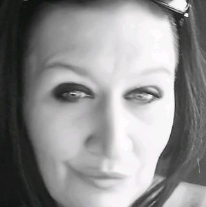 Meet your Posher, Tanica