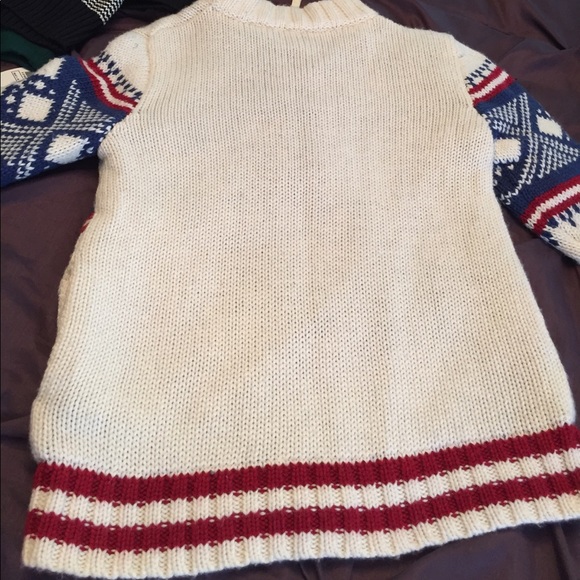 Unique Sweater - Picture 2 of 2