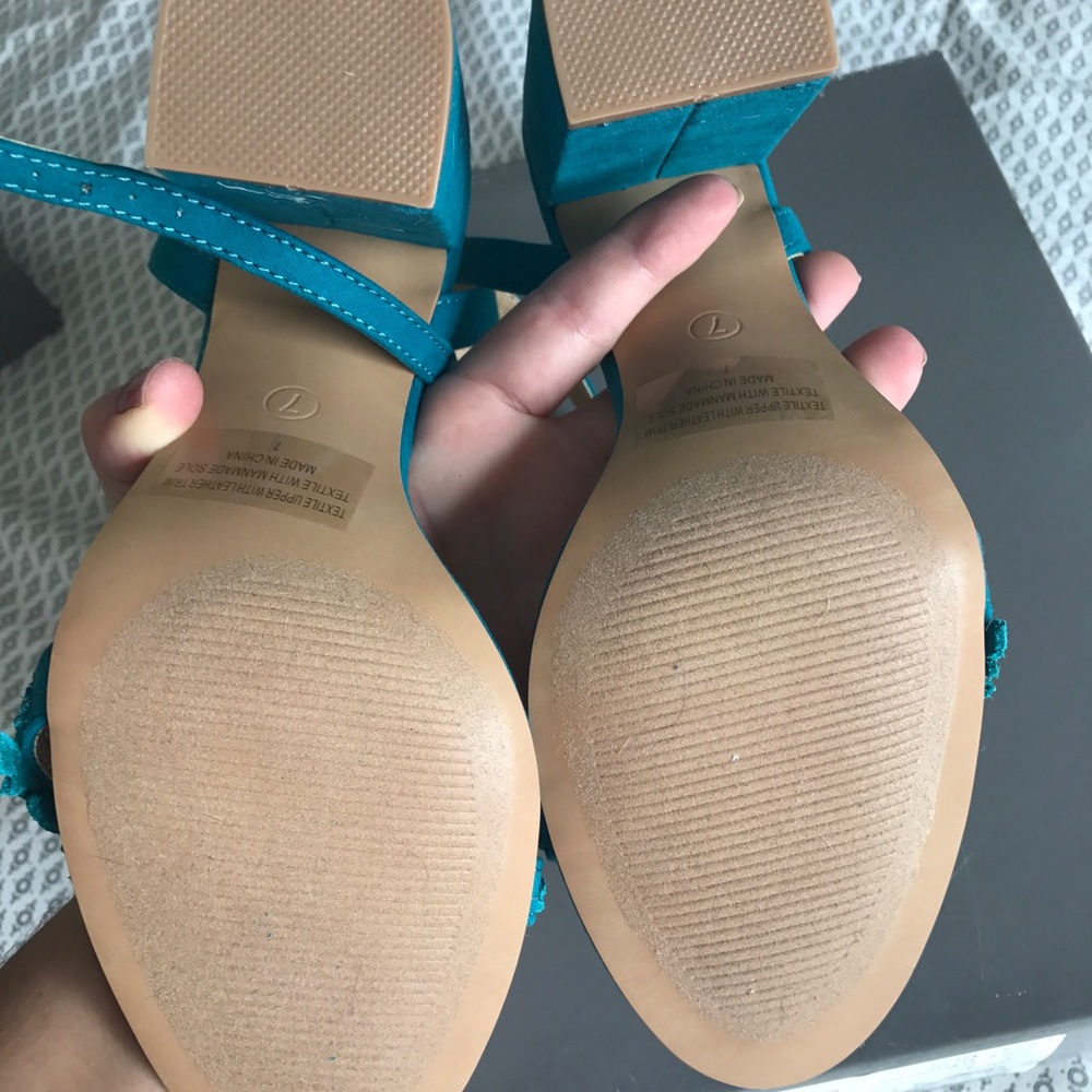 Loft heels - Picture 3 of 5