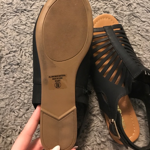 Strappy Sandals - Picture 3 of 3