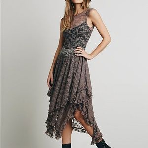 ⚡️ FREE PEOPLE french courtship slip ⚡️