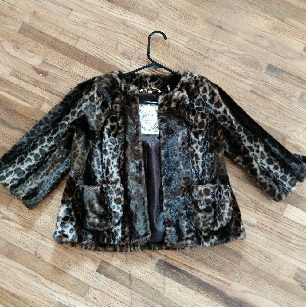 ❌SOLD❌ Guess cropped jacket animal print faux fur