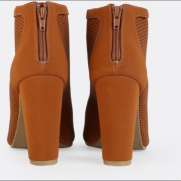 🆕Chunky Heel Booties CHESTNUT - Picture 3 of 4
