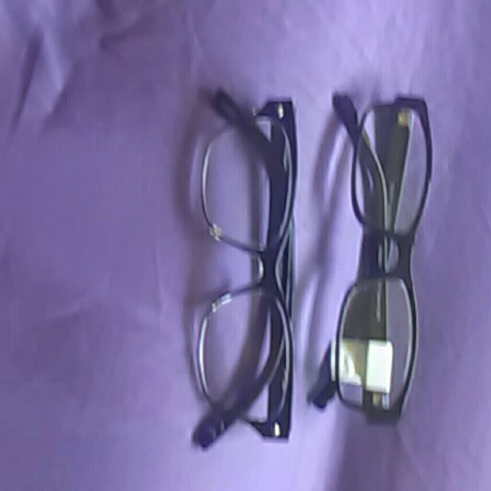 Reading glasses