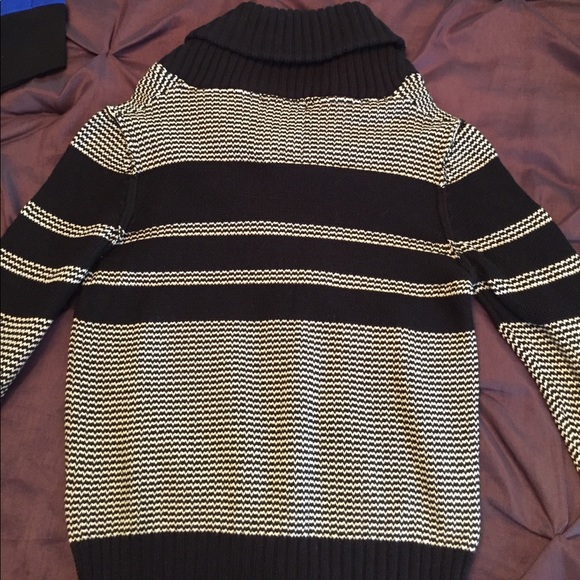 Cowl Neck sweater - Picture 4 of 4