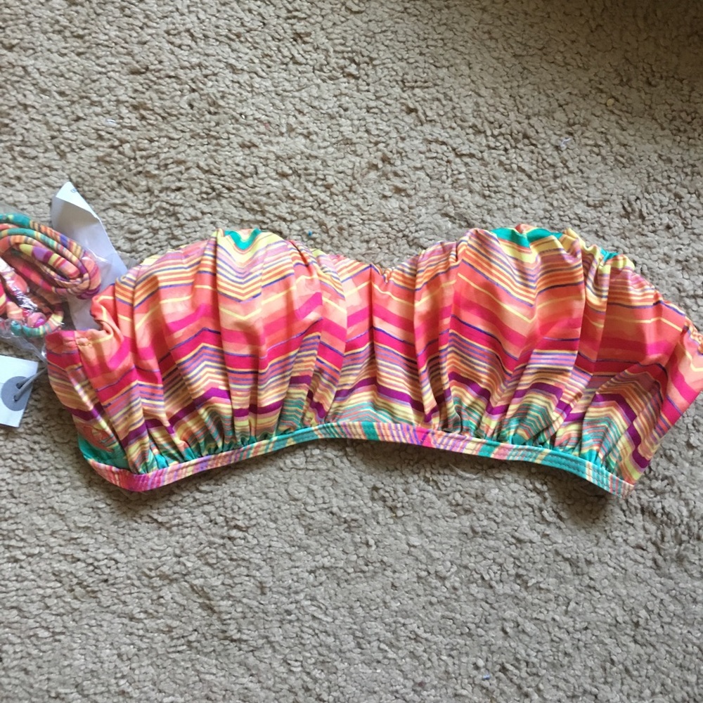 O'Neill bandeau bathing suit top